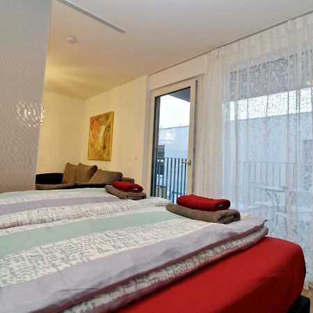 Balcony/Pool/Free Parking Garage Studio Відень Екстер'єр фото