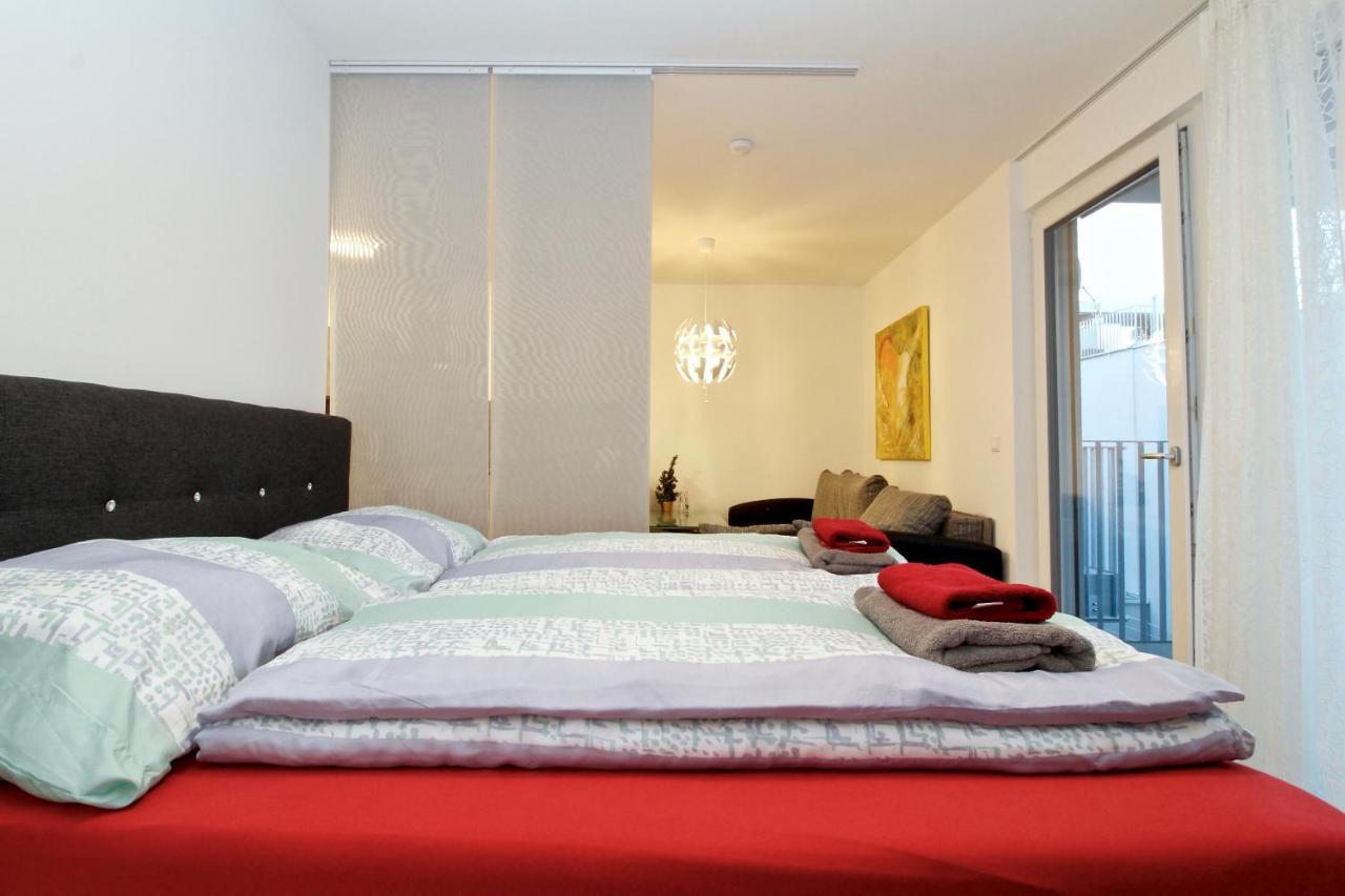 Balcony/Pool/Free Parking Garage Studio Відень Екстер'єр фото