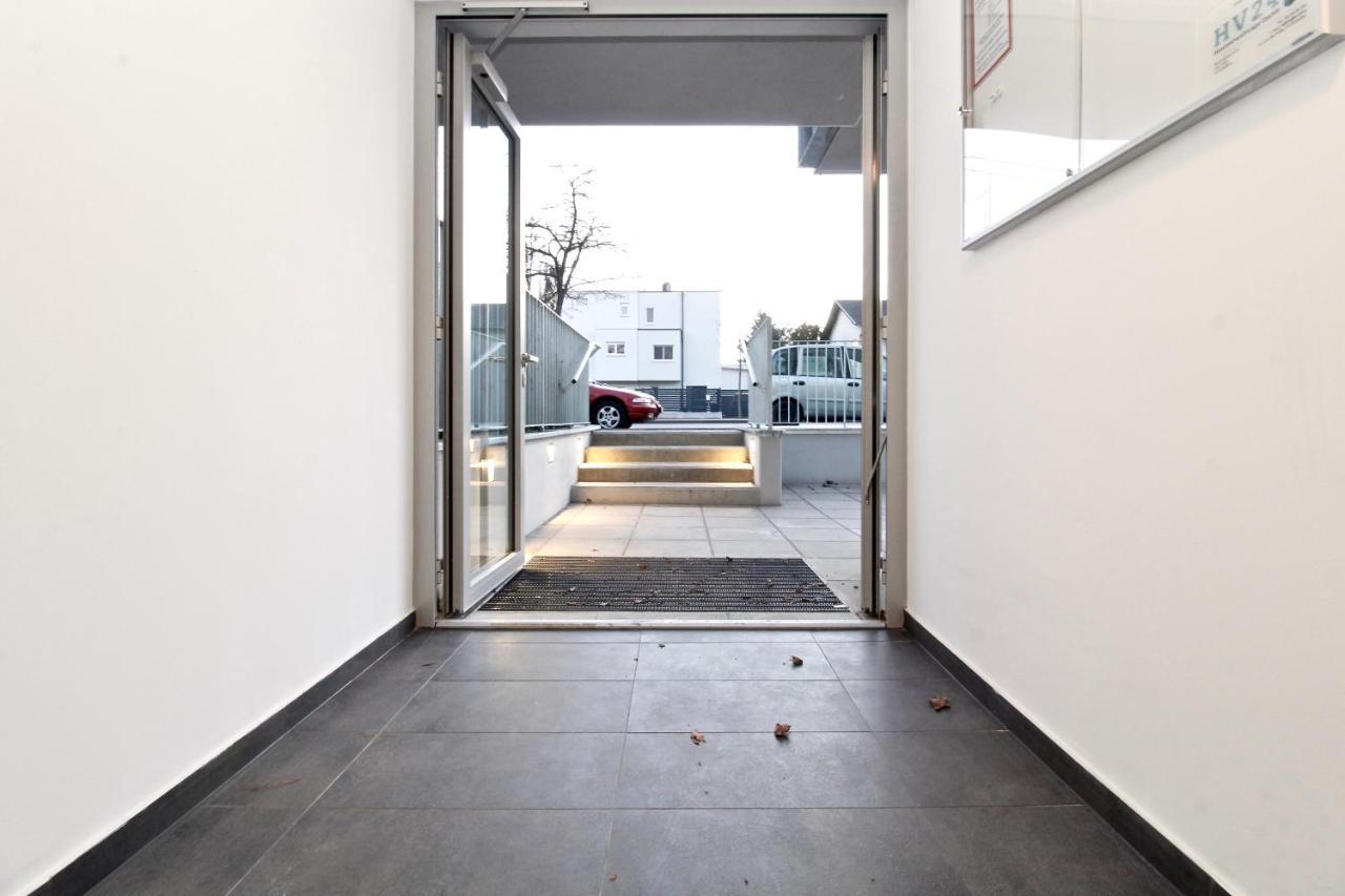 Balcony/Pool/Free Parking Garage Studio Відень Екстер'єр фото